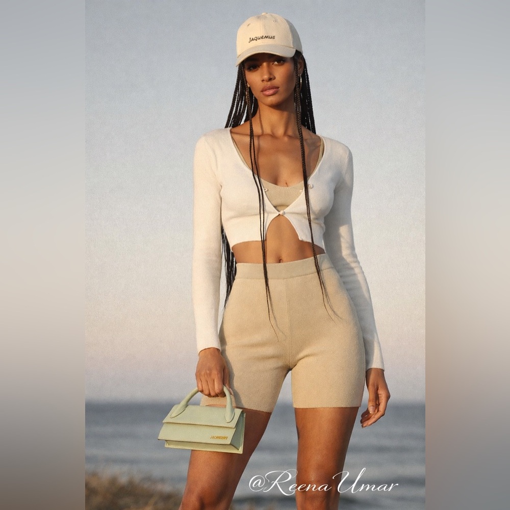 NWT Jacquemus Beige La Montagne “Le Short Arancia” Shorts